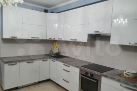 Продается 3-комнатная квартира